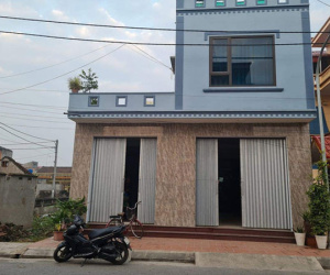 Kiểm điểm, rút kinh nghiệm trưởng thôn ‘nhốt’ gia đình 4 người trong nhà cả tuần