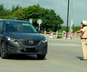 Những lỗi vi phạm dễ bị phạt dịp Tết mà các tài xế cần chú ý