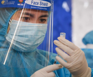 Nữ sinh lớp 9 tử vong sau tiêm vắc xin Covid-19 mũi 2, mũi 1 từng sốc phản vệ