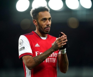 Aubameyang được đại gia châu Á dùng tiền 'khủng' chèo kéo