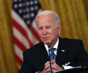 Tổng thống Biden bất ngờ gọi phóng viên là 'gã khốn ngu ngốc'