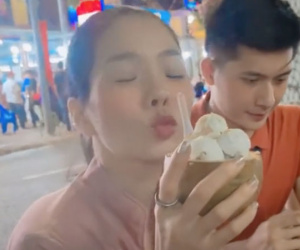Biểu cảm của tình trẻ Lệ Quyên khi xuất hiện chung một khung hình với 'đàn chị' khiến netizen tranh cãi