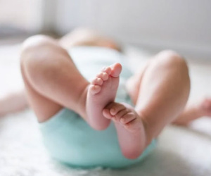 Ở tù vẫn giúp vợ sinh được 4 người con