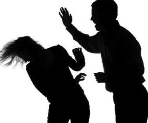 Cái tát 'giời ơi đất hỡi' biến cuộc hôn nhân lãng mạn thành trò cười, bất ngờ nhất vẫn là nhân vật mang tên 'người anh họ'