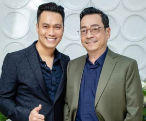 Việt Anh tới viếng mộ NSND Hoàng Dũng, không quên làm điều này cho 'người bố' đáng kính trong nghề