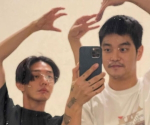 Sau nghi vấn yêu đồng giới chấn động showbiz, Yoo Ah In tiếp tục công khai tình tứ bên 'bạn trai tin đồn', có hành động nhạy cảm gây tranh cãi