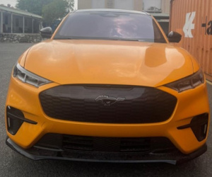 Cận cảnh xe điện Ford Mustang Mach-E GT về Việt Nam