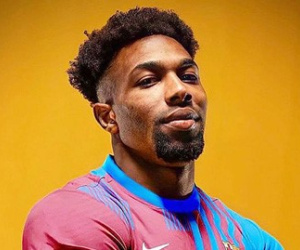 Adama Traore chính thức trở lại Barcelona