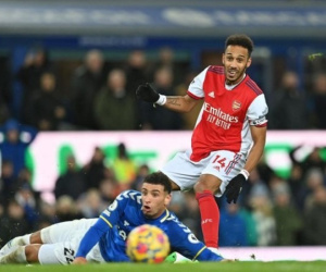 Aubameyang trên đường rời Arsenal, gia nhập Barca