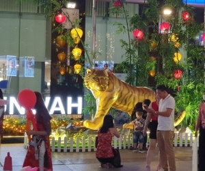 Trung tâm TP.HCM rực rỡ chào đón Xuân Nhâm Dần 2022