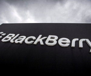 BlackBerry bán bằng sáng chế trị giá 600 triệu USD