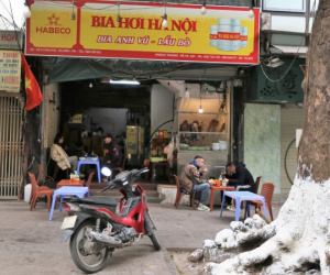 Hà Nội: Hàng quán mở sáng mùng 1 Tết Nhâm Dần, giá tăng nhẹ