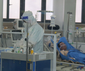 Hà Nội: Dịch vụ chăm sóc F0 3 triệu/ngày ‘nóng’ dịp Tết