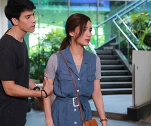 Ngay ngày đầu tiên của năm, đại gia đình đang sum họp, vợ tôi 'biểu tình' đòi được trả lương