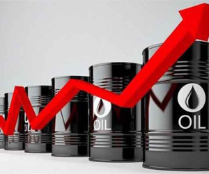 Giá dầu lên cao nhất 8 năm, giá xăng trong nước chờ đợt tăng mạnh