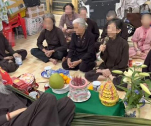 Ông Lê Tùng Vân được các đệ tử 'tế sống' khi đang tại ngoại