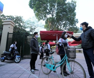 Tất bật đón học sinh trở lại, trường học Hà Nội vẫn bộn nỗi lo
