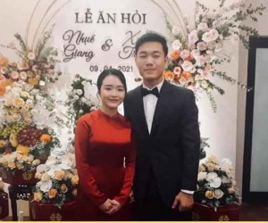 Vợ sắp cưới của Xuân Trường xác nhận mang bầu, vòng hai đã to lùm lùm