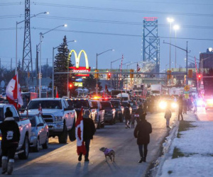 Canada: Biểu tình lan rộng, kinh tế tổn thất nặng