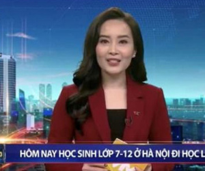 Thêm một MC nói giọng miền Nam lên sóng bản tin Thời sự của VTV, nhan sắc gây bất ngờ