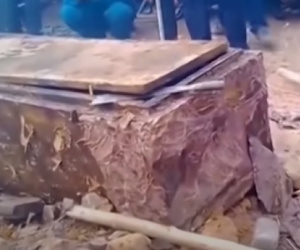 Hành trình phá án: Bật nắp quan tài tìm nguyên nhân cái chết bí ẩn
