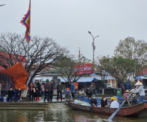 Hình ảnh chùa Hương bán vé thử nghiệm trước ngày mở cửa chính thức