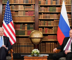 Hé lộ cuộc điện đàm Biden - Putin giữa căng thẳng Ukraina