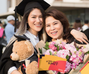 Diễn viên Ngọc Thanh Tâm 'học thi miết', mẹ ruột đại gia chỉ nói một câu khiến dân tình phải xuýt xoa 'đúng là mẹ người ta'