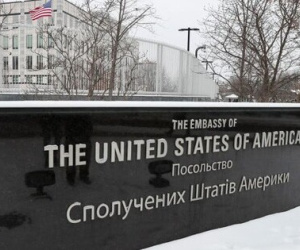 Khủng hoảng Ukraine: Mỹ đóng cửa đại sứ quán tại Kiev