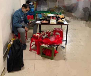 Vượt hơn 200 cây số đến gặp người yêu qua mạng đúng ngày Valentine, nam thanh niên gọi đầy một bàn đồ ăn và cái kết 'đắng ngắt'