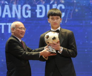 Vừa giành Quả bóng Vàng 2021, Hoàng Đức bày tỏ mong muốn xuất ngoại