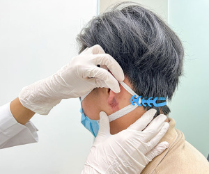 Loét, hoại tử tai vì tạo hình theo phong thủy