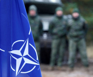 Vì sao gia nhập NATO và EU mãi là 'giấc mơ xa vời' của Ukraine?