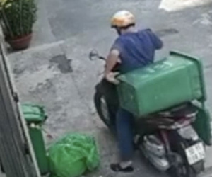CLIP đi xe SH trộm thùng rác, xông vào nhà trộm chim quý gây bão mạng