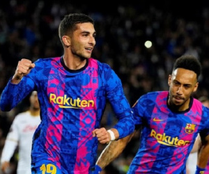 Lịch thi đấu Europa League đêm nay: Barca đại chiến Napoli