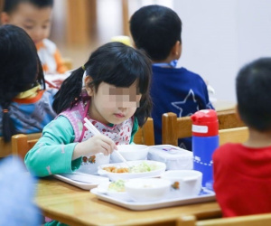 Bộ GD-ĐT đề nghị Hà Nội tổ chức bán trú khi học sinh đến trường