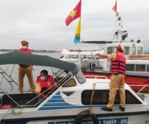 Thủ tướng yêu cầu xử nghiêm vi phạm trong vụ chìm ca nô 13 người tử vong