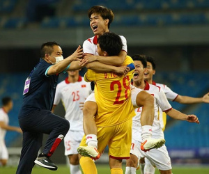 Lần đầu vô địch U23 Đông Nam Á, tuyển Việt Nam nhận thưởng 'nóng bỏng tay'