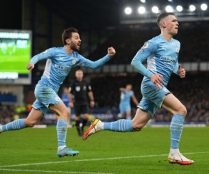 Thua đau trước Man City, HLV Lampard cuống cuồng lo trụ hạng