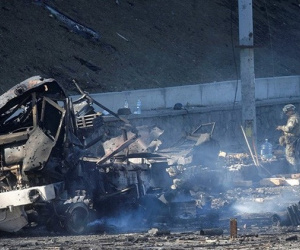 Ukraine nói Nga mất 4.300 binh sĩ, hàng trăm xe tăng và máy bay