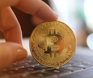 Chiếm đoạt hơn 5 tỉ đồng của nhà đầu tư Bitcoin