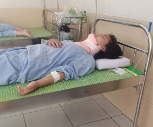 Nữ sinh lớp 9 bị mẹ của bạn đánh nhập viện