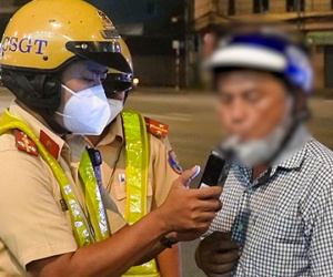Vi phạm nồng độ cồn, người đàn ông nói chỉ uống 2 chai, không đáng xử phạt
