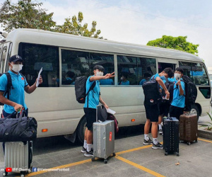 Di chuyển bằng đường bộ, 11 thành viên U23 Việt Nam về sớm hơn kế hoạch