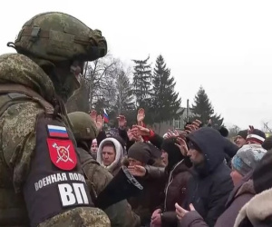 Nga gửi hơn 30 tấn hàng viện trợ nhân đạo cho người dân Ukraine