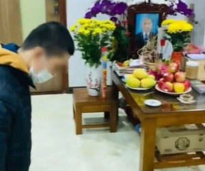 Mất bố, con trai đứng trước bài vị cha xin tha thứ cho người gây tai nạn và trả lại 600 triệu đồng tiền bồi thường