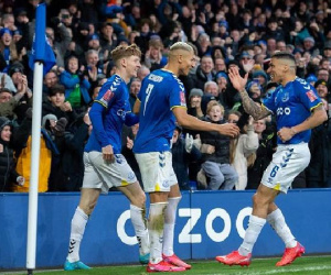 Rondon 'thông nòng', Everton vào tứ kết cup FA