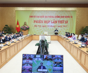 Bộ trưởng Y tế: 'Từng bước hướng tới điều trị Covid-19 như bệnh thông thường'