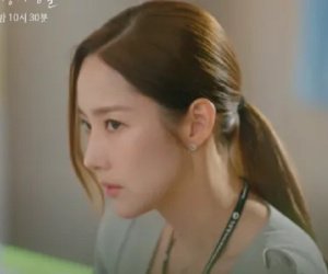 Sau khi lộ clip Park Min Young lườm quýt Song Kang ở hậu trường, rating phim mới rơi thê thảm