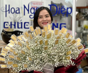 Tình tiết bất ngờ vụ bó hoa đính 100 cây vàng gây xôn xao ở Cần Thơ